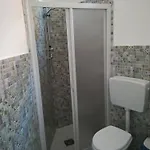 Casa Degli Avi,da Zio Nino Nel Borgo Marinaro