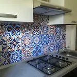 Casa vacanze Casa Degli Avi,da Zio Nino Nel Borgo Marinaro