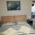 Casa Degli Avi,da Zio Nino Nel Borgo Marinaro