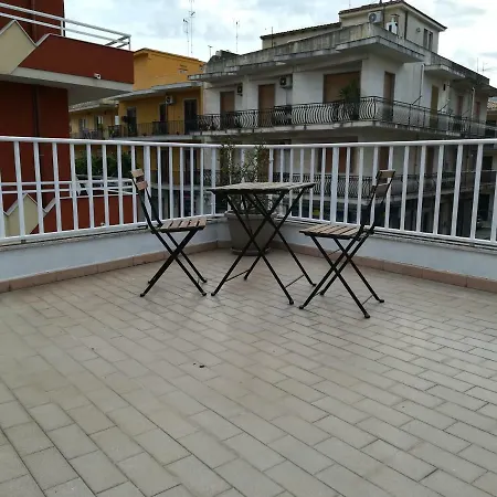 Casa Degli Avi,da Zio Nino Nel Borgo Marinaro Pozzallo